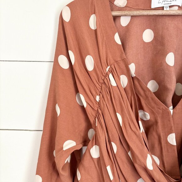 L' Academie The Lydie top in a rust/brown with large white polka dots sz med - Picture 5 of 6